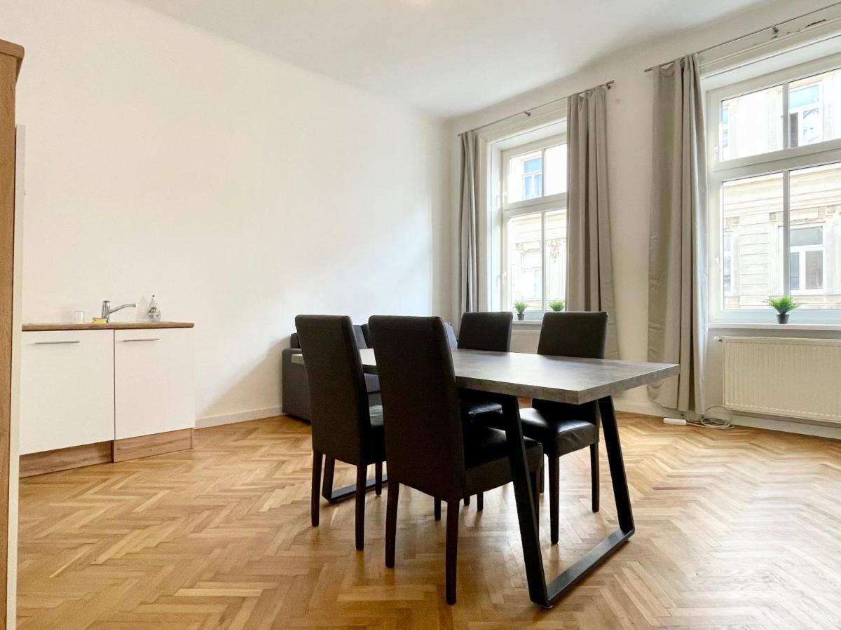 Premium Residence At Famous Vienna Kutschkermarkt Екстериор снимка